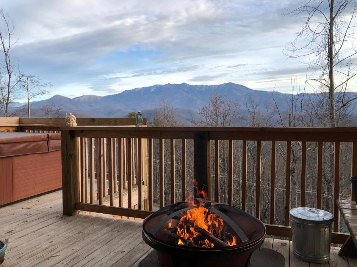 Love Nest Chalet Villa Gatlinburg Esterno foto